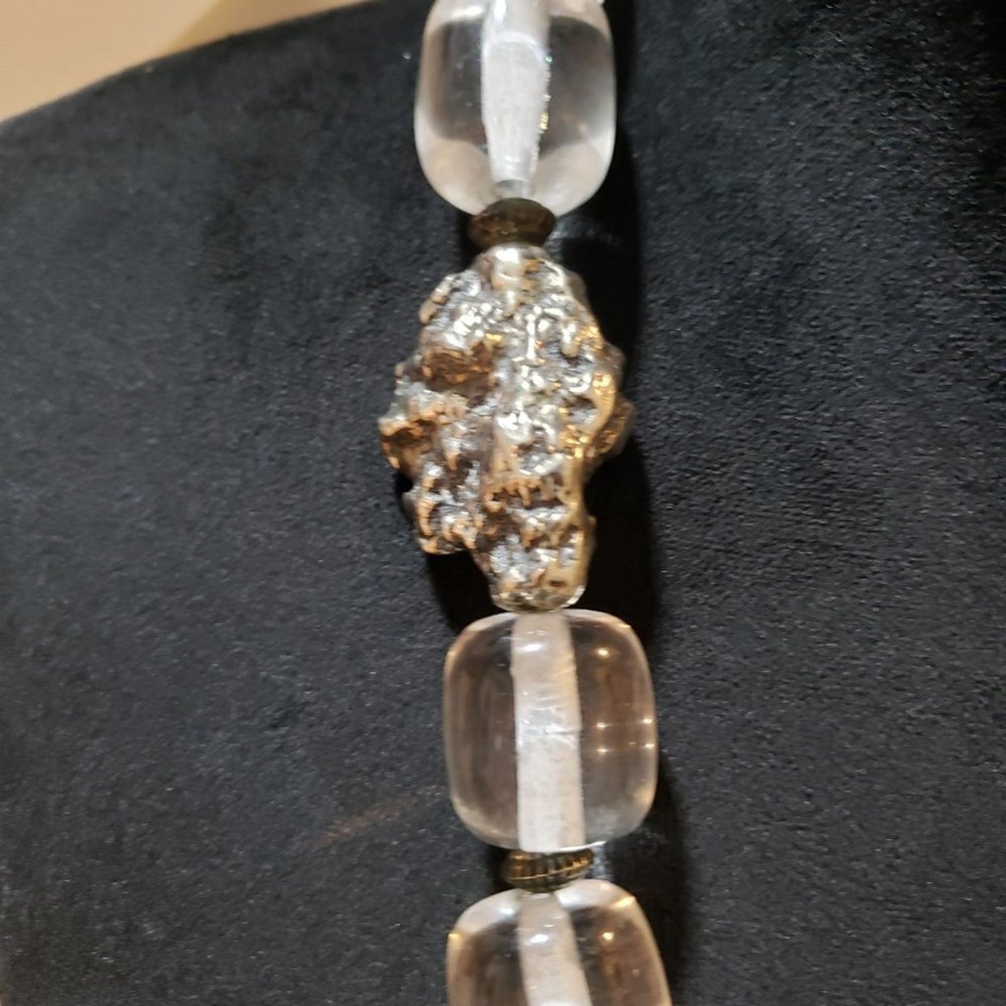 Women Heavy Fashion Crystal Clear Gemstones Statement  Necklace with ToggleClasp