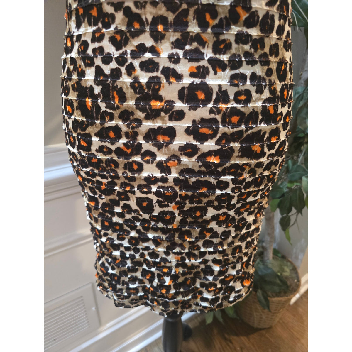 Women’s Small Leopard Print Bodycon Mini Dress Sleeveless Scoop Neck