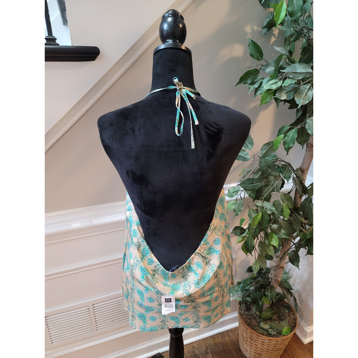 Gap Halter Top Women's SZ XL Turquoise Beige Paisley Printed Open Back Blouse