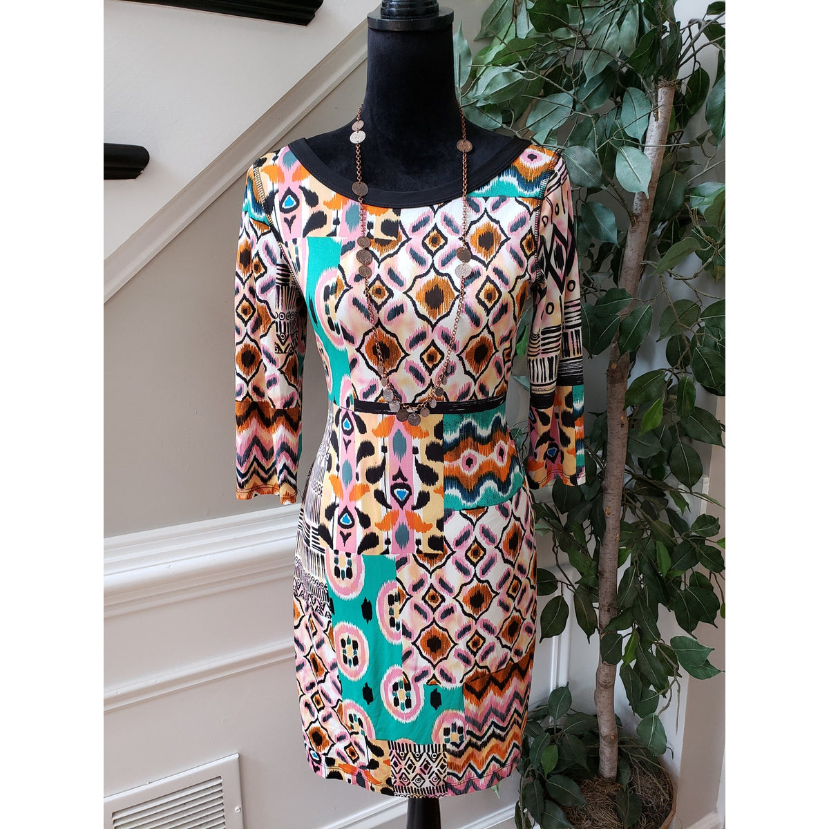 Signature by Robbie Bee Shift Dress Womens M Multi Geo Print Stretch Boat Neck