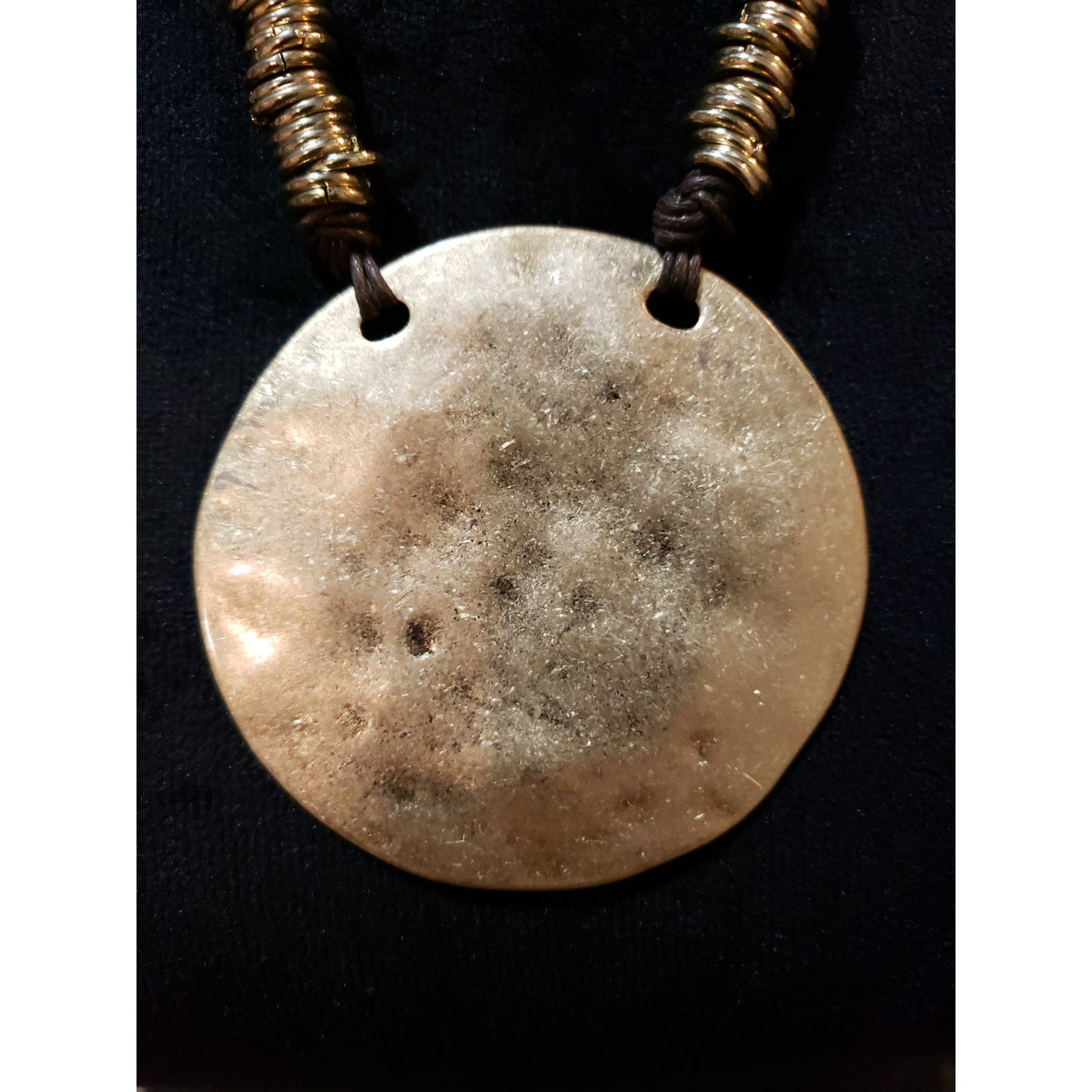 Women Fashion Gold Tone Charm Beaded Big Round Hammered Pendant Necklace Jewelry