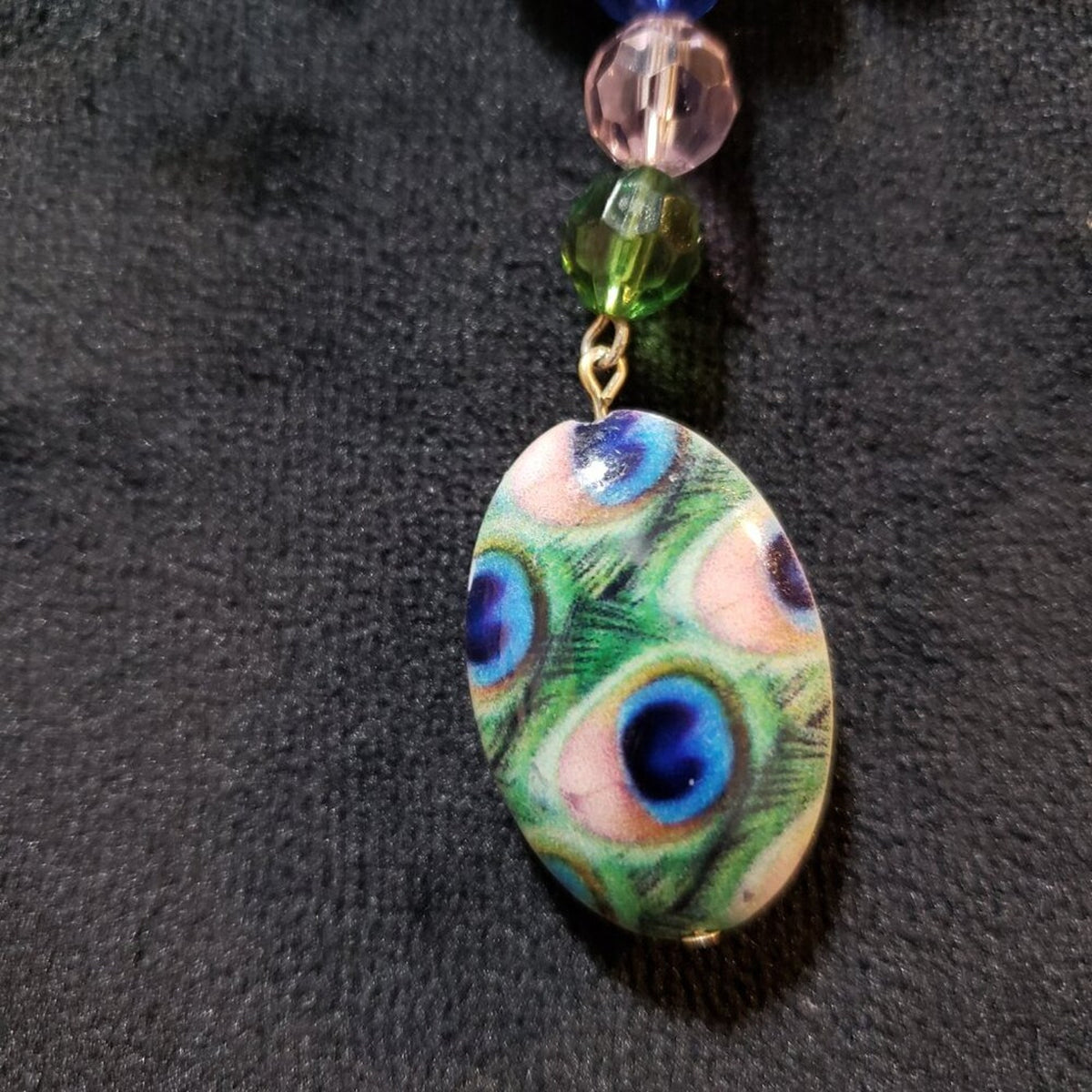 Women's Multi Colored Round Beaded Peacock Necklace Lock Clasp