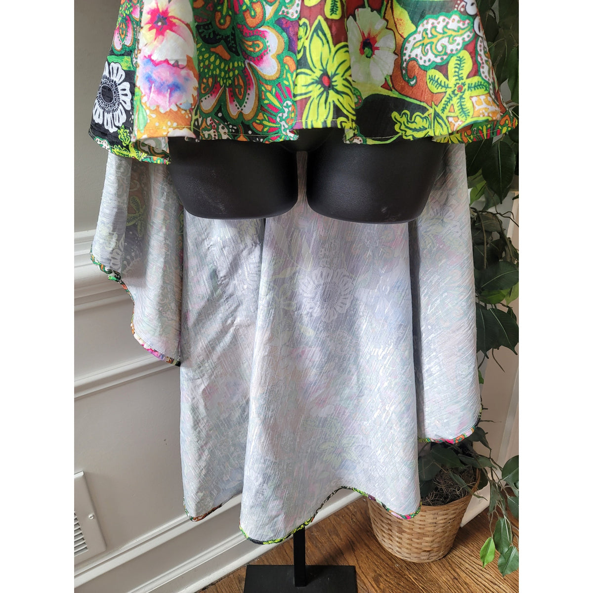 Kosmios Shirt Women's Large Multicolor Puff Sleeve Peplum Top High Low