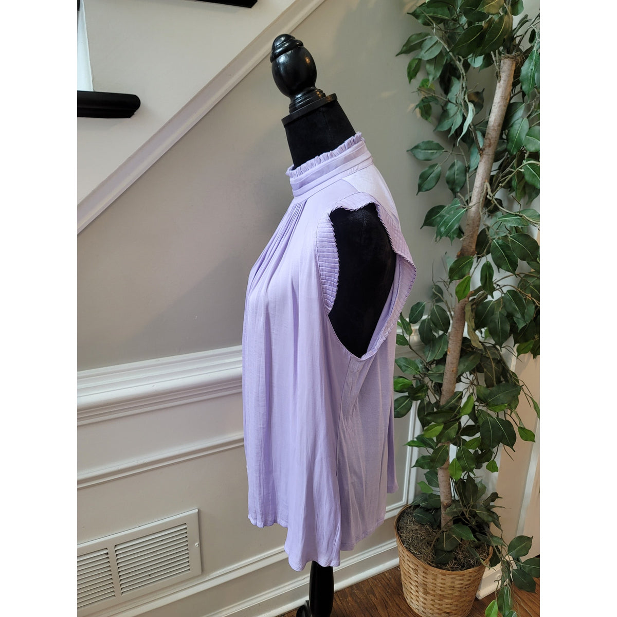 INC International Concepts Blouse Women Size XL Lilac 100% Polyester Sleeveless