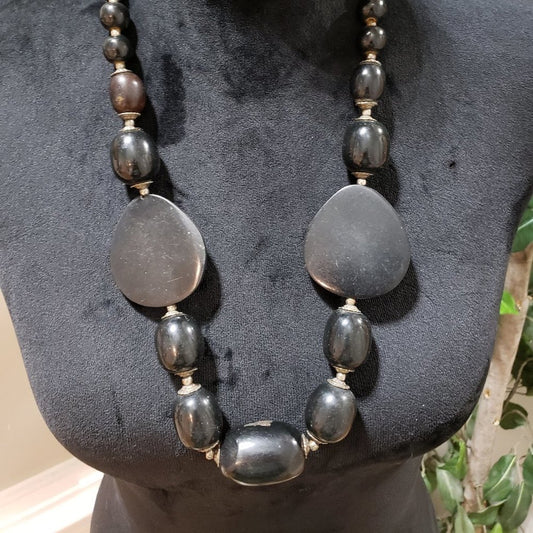 Womens Fashion Chunky Black Mottled Ceramic Beaded Collar Necklace w/ Hook & Eye