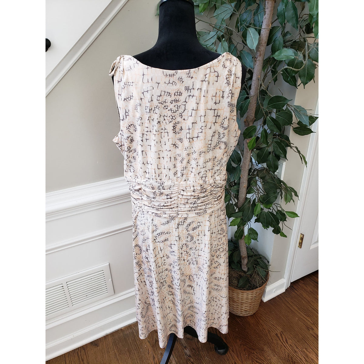 AA Studio AA Shift Dress Women 18W Beige Wrap V Neck Empire Waist Tie Shoulder