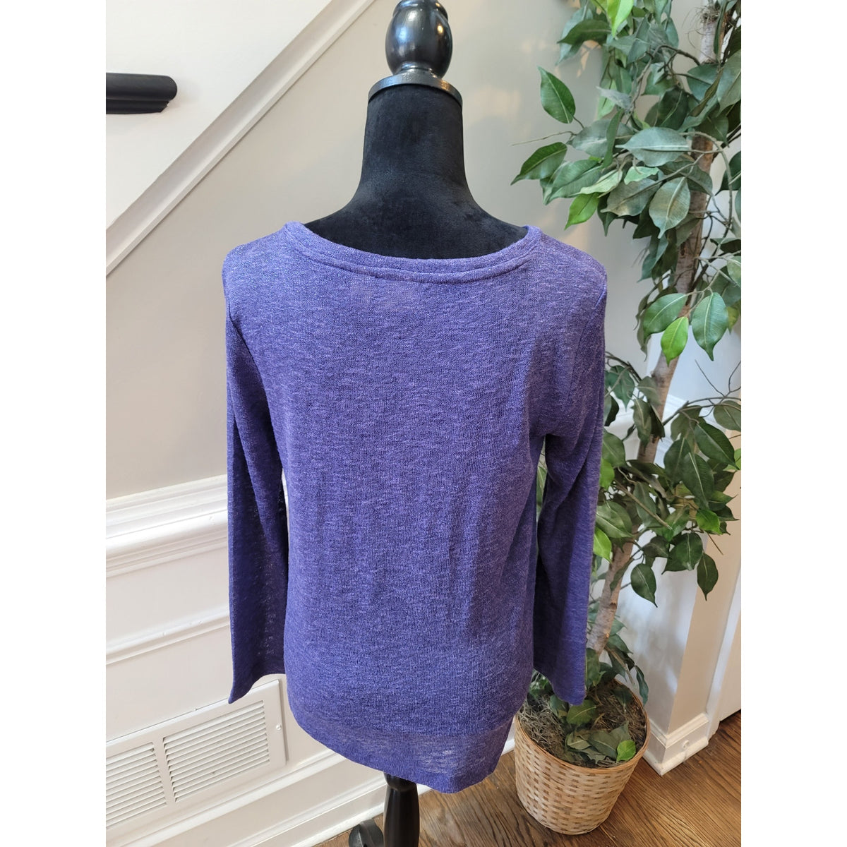 Chico's Sweater 0/S Purple Stretch Knit Scoop Long Sleeve Asymmetric Hem Pullover