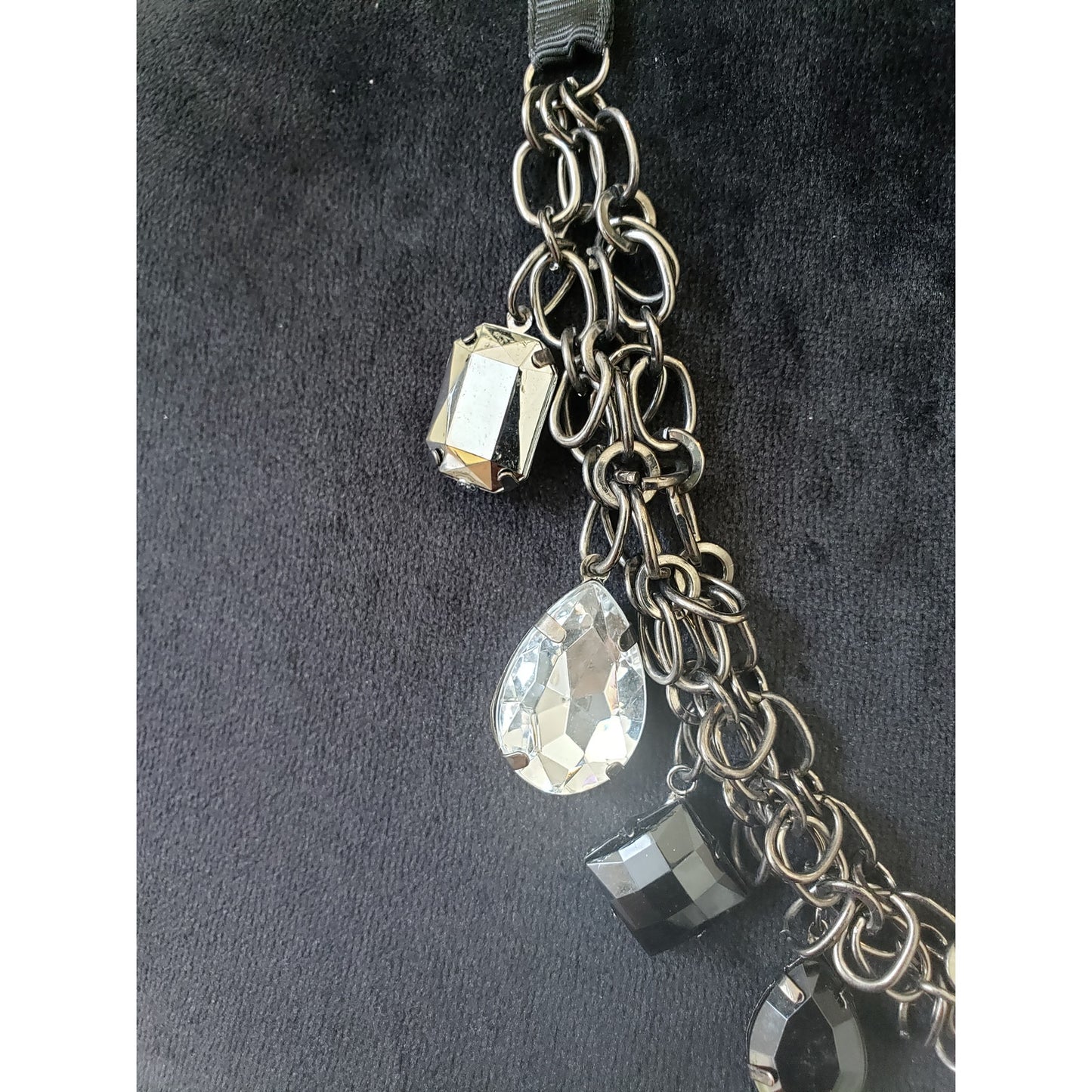 Women Gun Metal Multi-Shaped Resin Black Beads Crystal Charm Necklace Adjustable