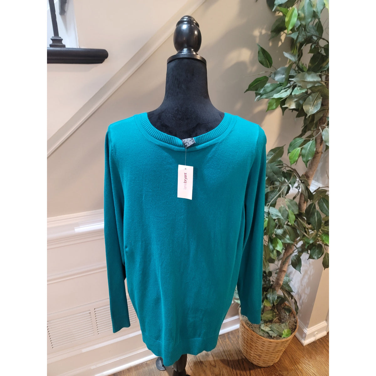 Lane Bryant Pullover Sweater Women's SZ 14/16 Teal Ribbed Hem V-Neck Long Sleeve