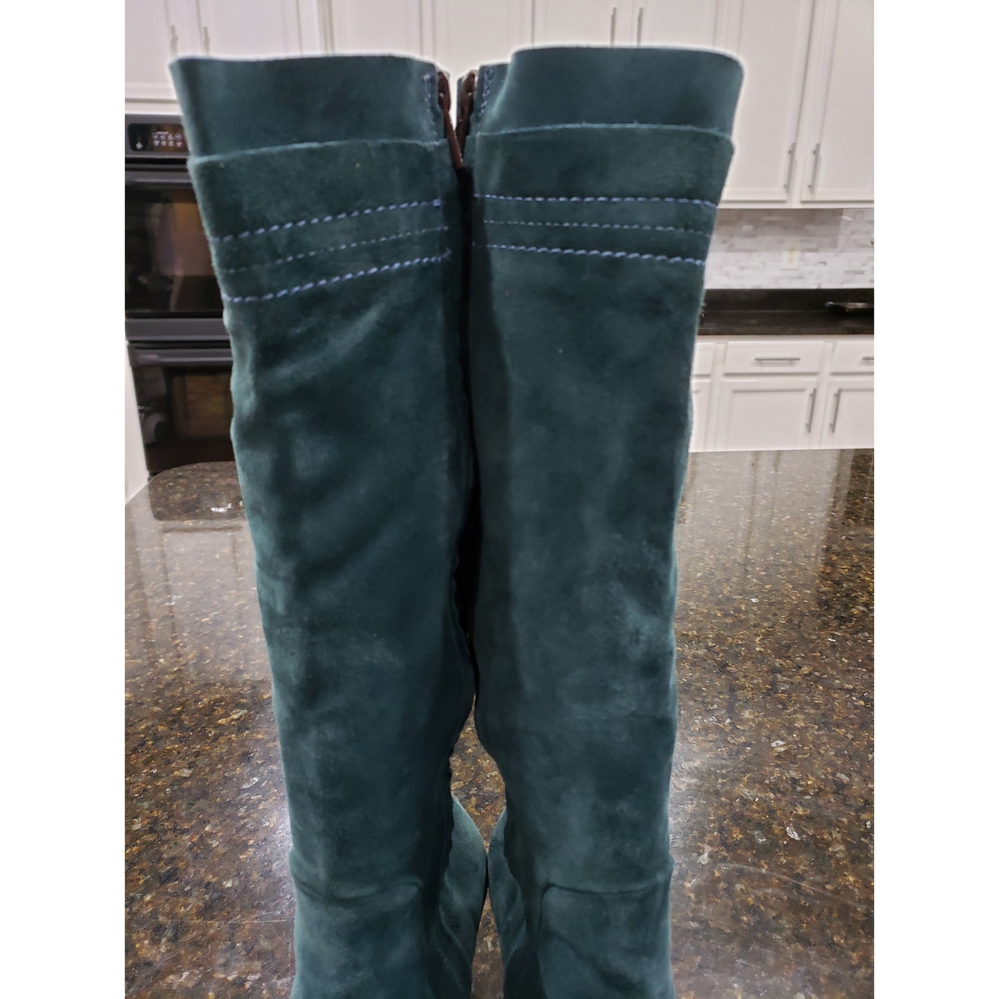 Charles David  Boots Womens Size 38 Green Suede Leather Block Heel Pull On