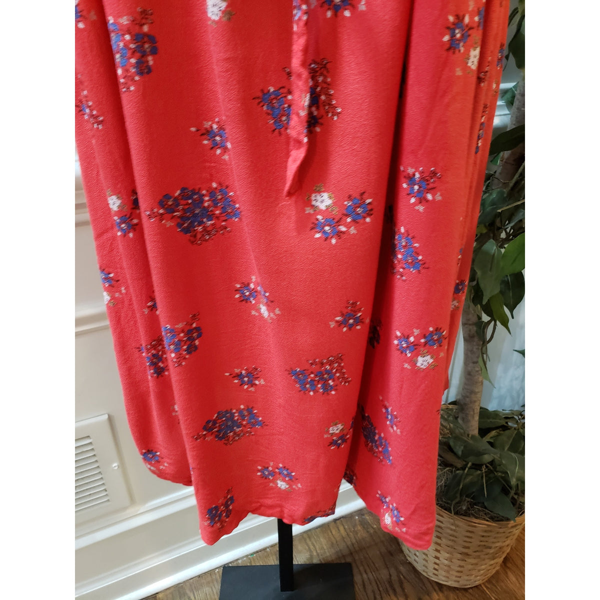 Old Navy Dress Maternity Women XS Red Rayon Floral Belted V-Neck Sleeve Lined