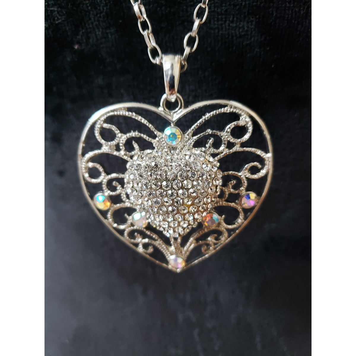 Women Silver Tone Heart Pendant Necklace Rhinestone Filigree Long Chain Jewelry
