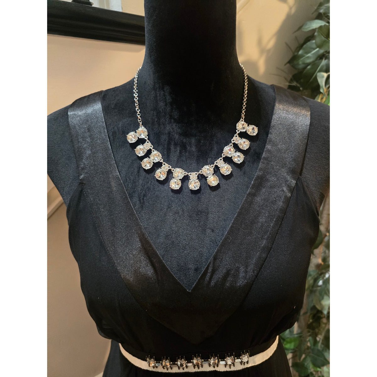 Ixe A-Line Dress Women S 12 Black Embellished Tie Waist Pleated Lined Sleeveless