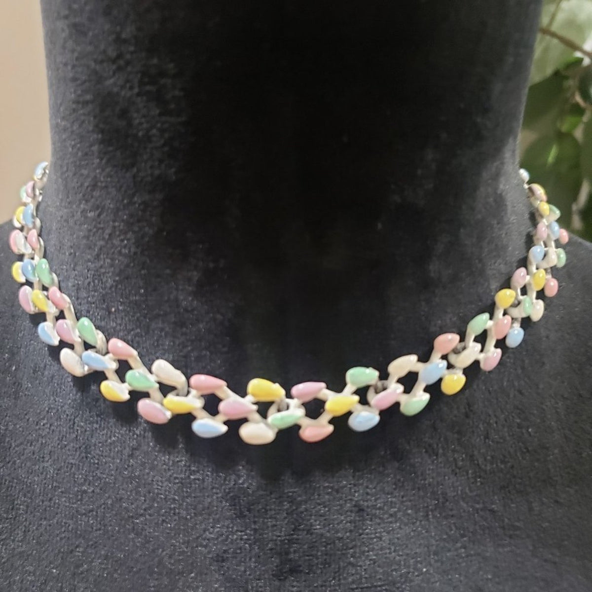 Women Fashion Charming Multicolor Linked Choker Necklace with Hook & Eye