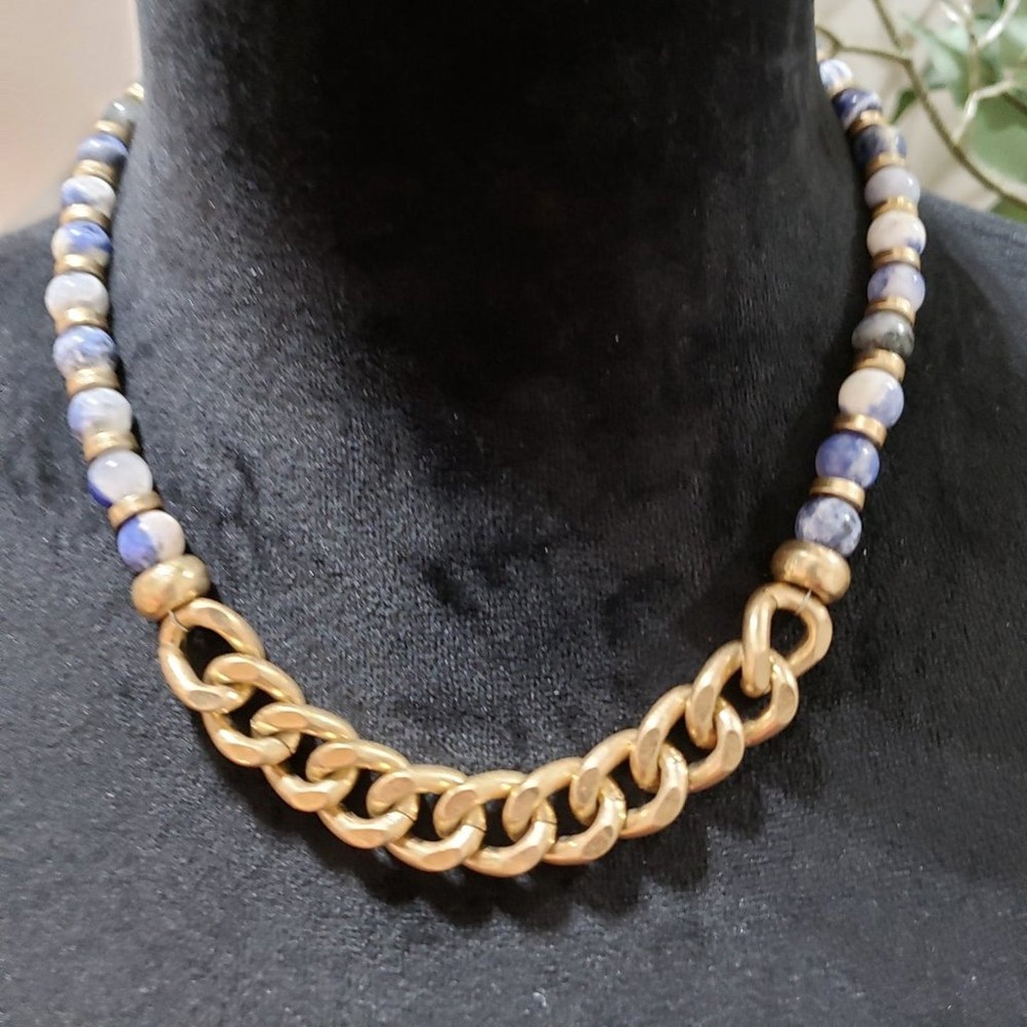 Womens Fashion Sodalite Stone and Chunky Chain Necklace with Lobster Clasp