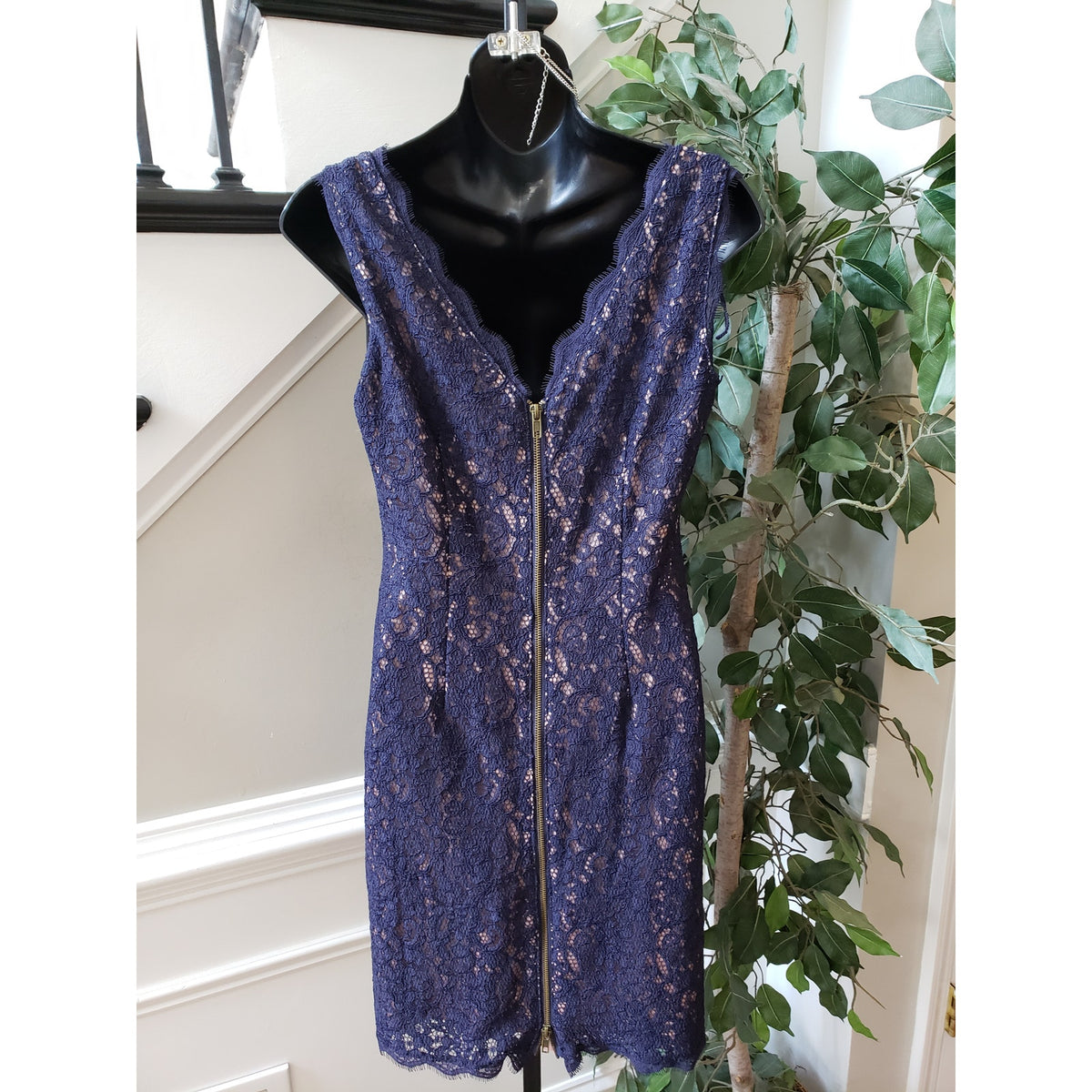 Adrianna Papell Fit & Flare Dress Women's 6 Blue Round Neck Sleeveless Back Zip