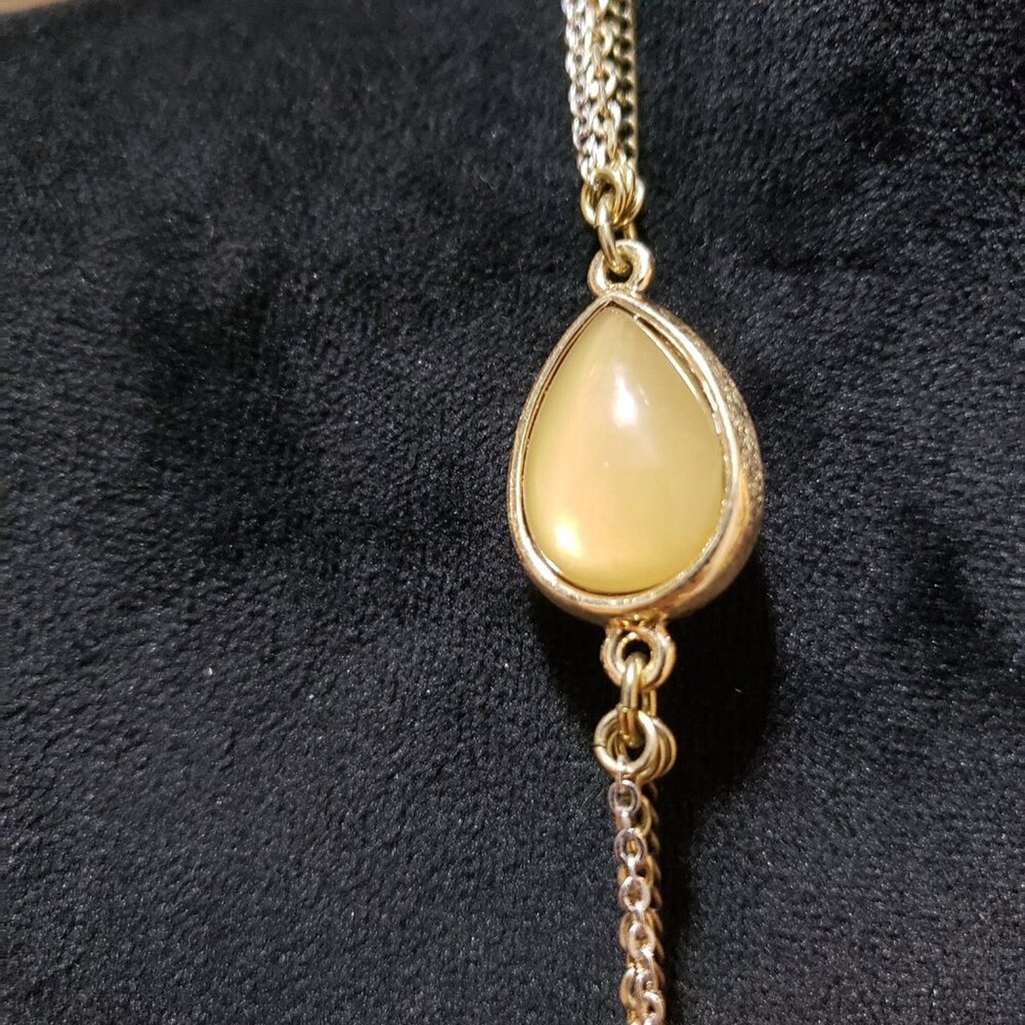 Loft Womens Gold Chain Multi Faceted Crystal Beads Necklace with Lobster Clasp