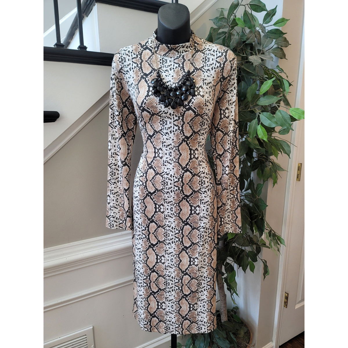 Popular 21 Bodycon Dress Women's Size 1X Multicolor Snake Print Mock Neck