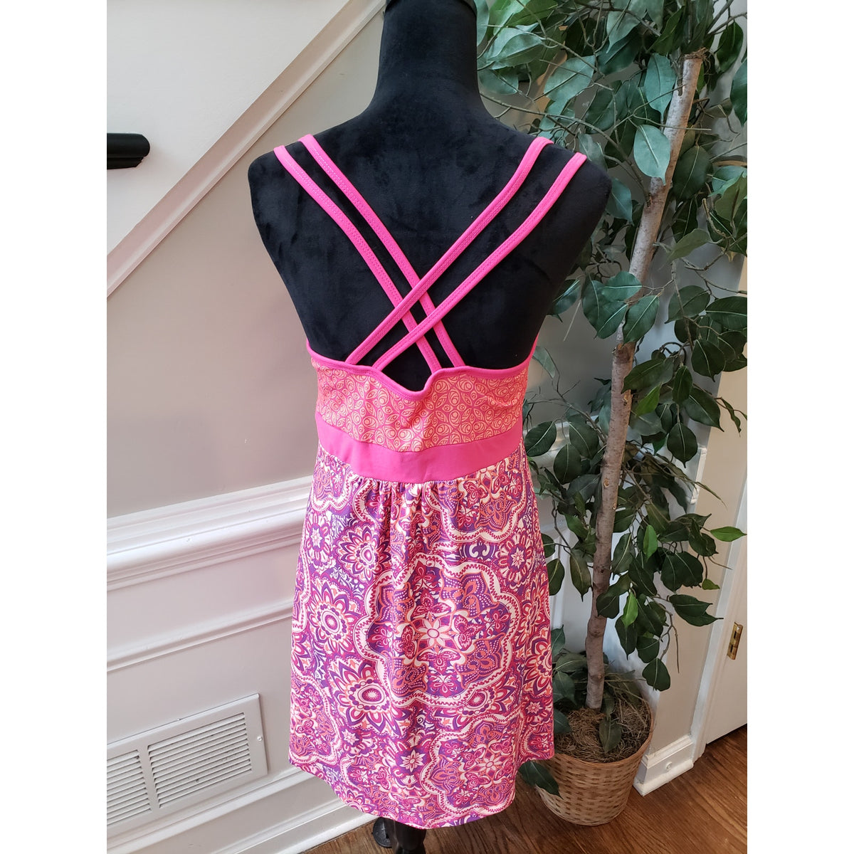Tehama Tank Dress Women Medium Pink Purple Floral Cross Back Strap Empire Waist