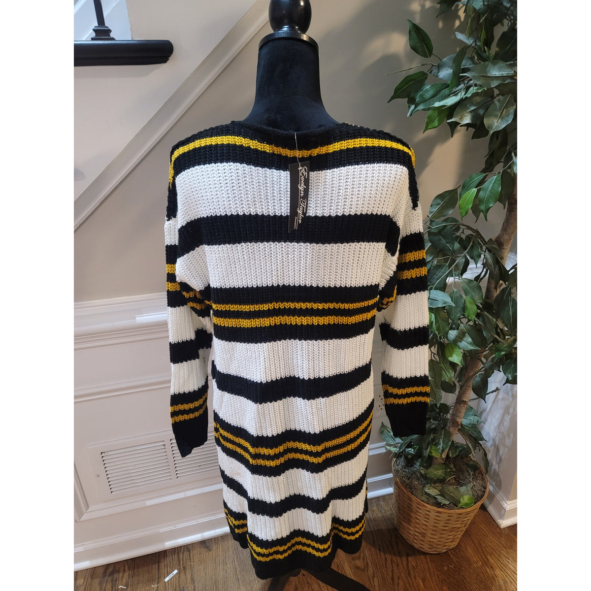 Evelyn Taylor Cardigan Sweater Women's Small Black/White Striped Open Front