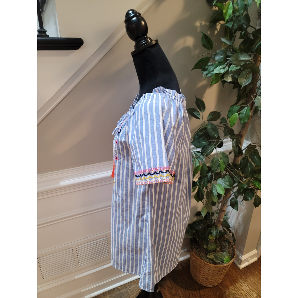 THML Blouse Top Women's Small Blue/White Stripe Elastic Neck Raglan Sleeves