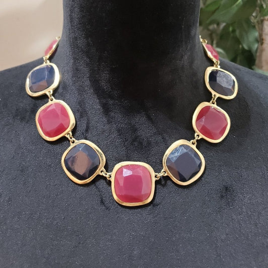 Womens Fashion Red Black Lucite Acrylic Stone Statement Necklace Lobster Clasp