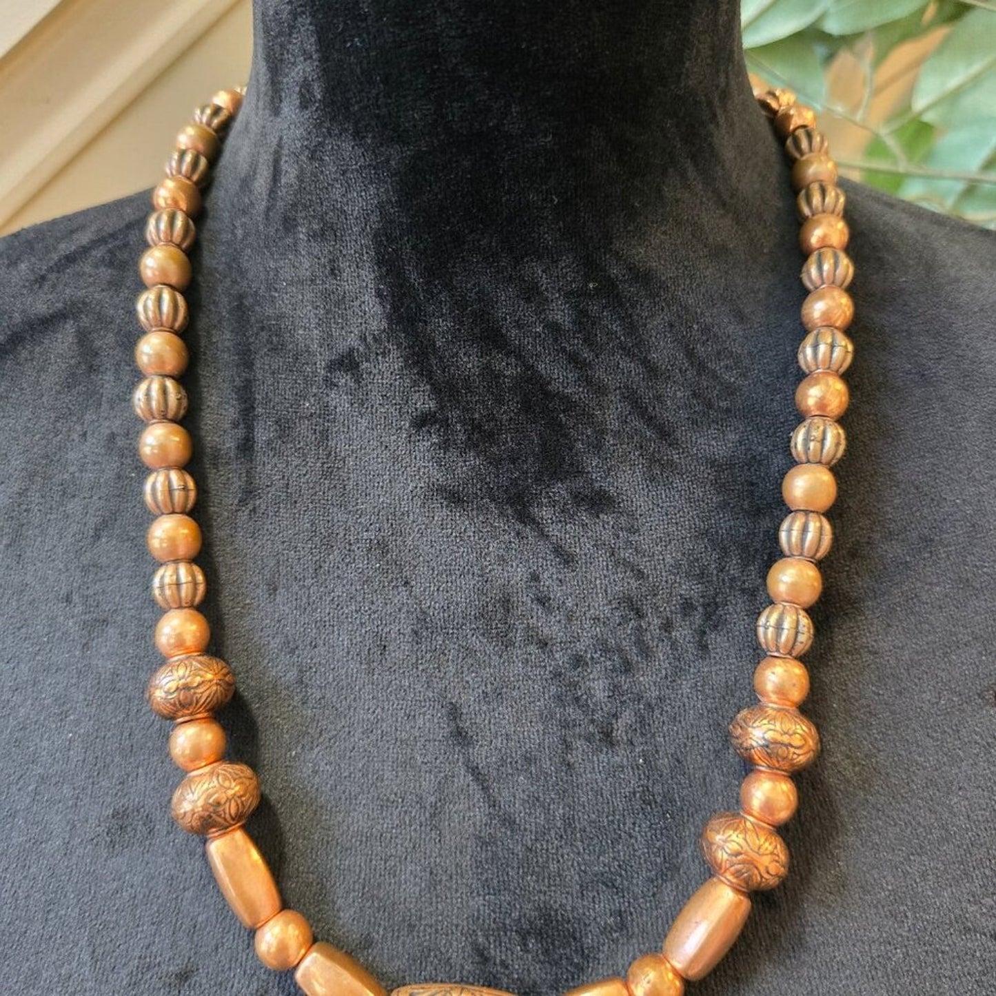Women Wood Beaded Chinese Natural Hetian Jade Jewels Necklace with Lobster Clasp