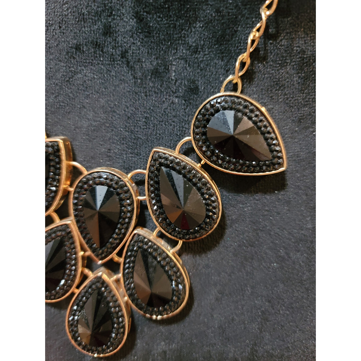 Charming Charlie Women's Statement Black Teardrop Bib Necklace