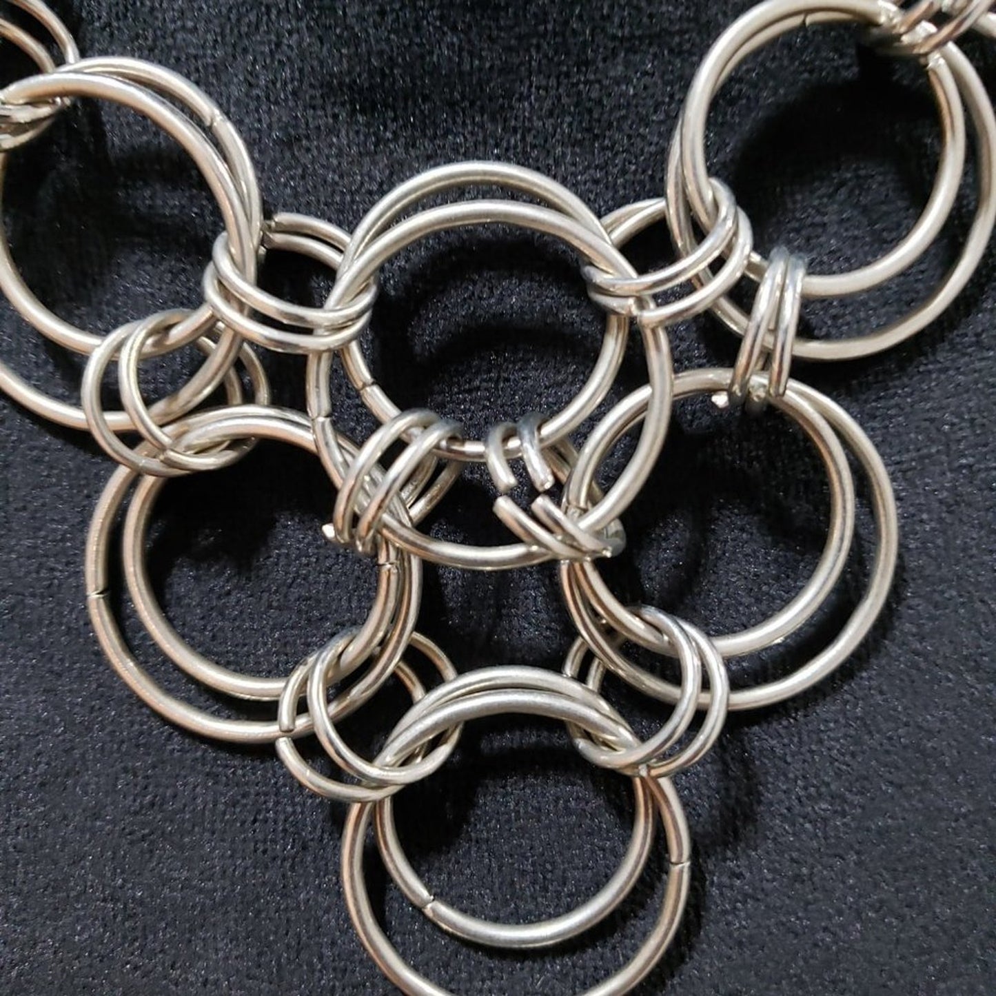Women Fashion Silver Multi Circle Link Collar Necklace w/ Lobster Clasp