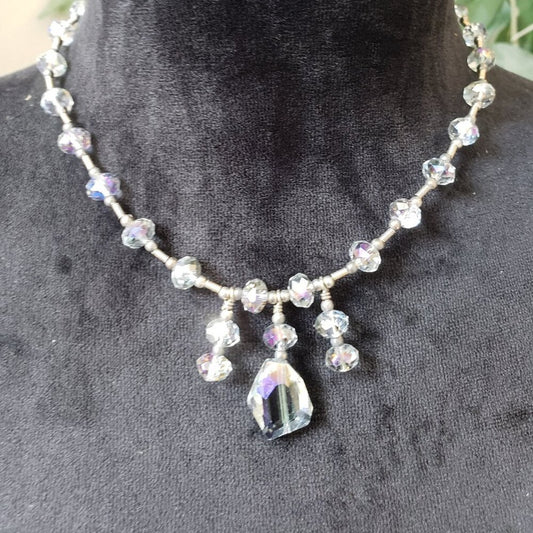 Women Fashion Clear Crystal Beaded Statement Necklace Jewelry with Toggle Clasp