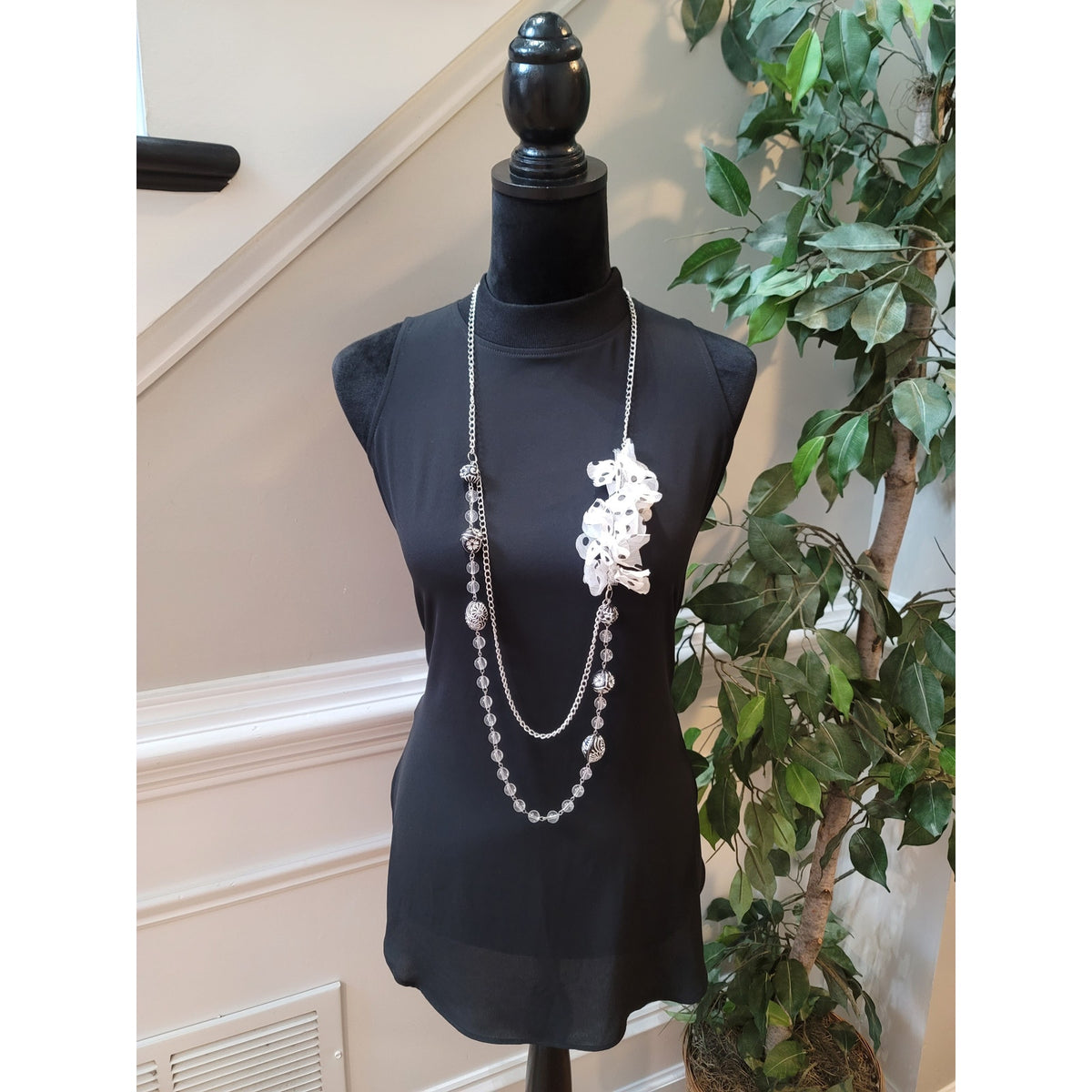 Loft Tank Top Women's SZ XS Black Sleeveless Curved Side Mock Neck Zipper Back