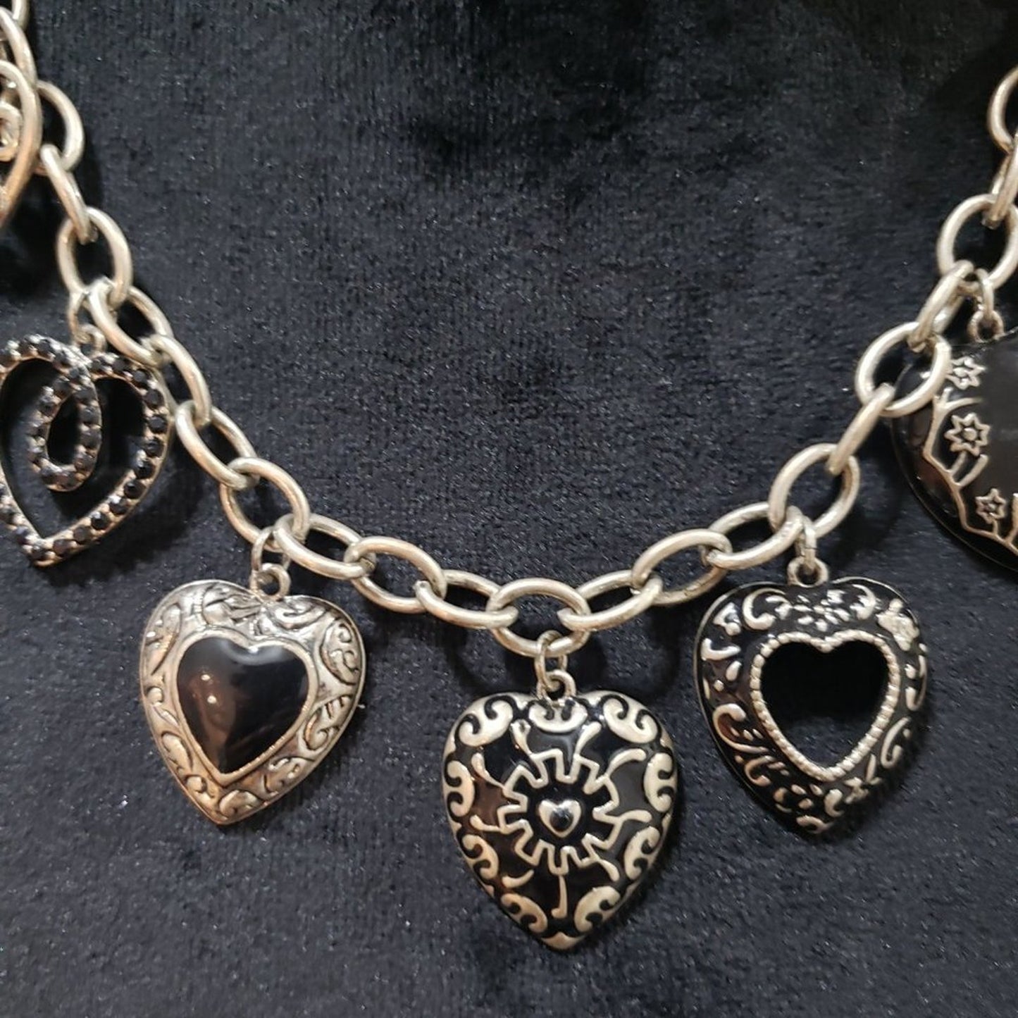 Bijoux Terner Womens Fashion Heart Silver Tone Beaded Pendant Necklace w/ Lobste