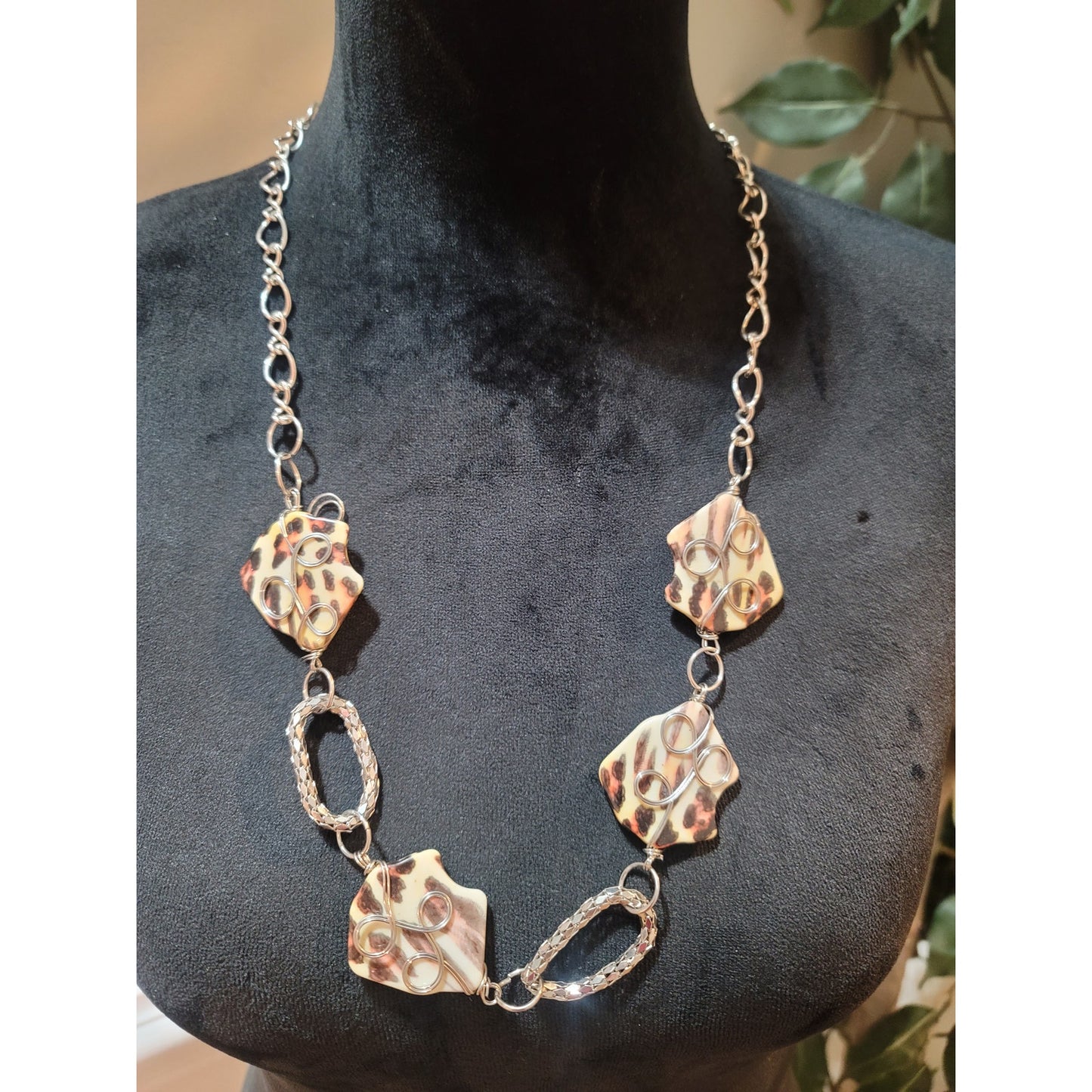 Women's Statement Necklace With Leopard Print Beads And Silver Chain Links