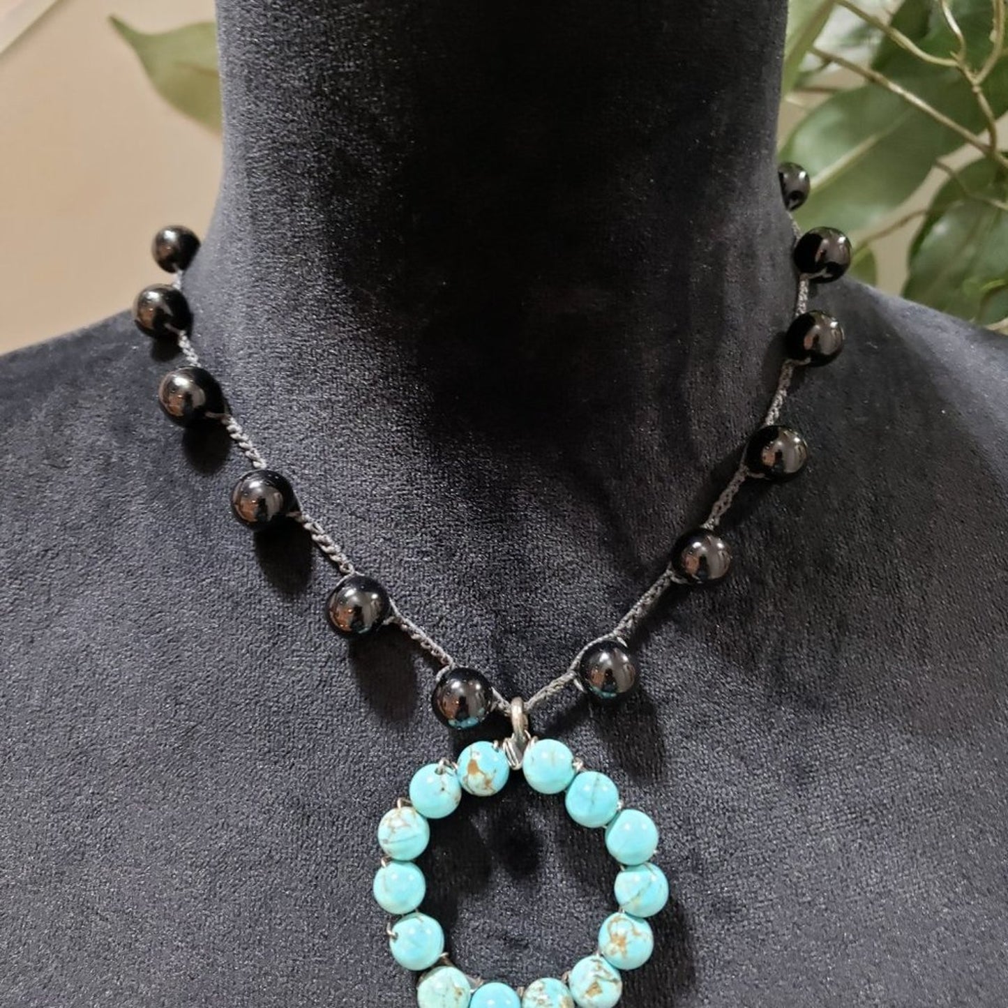 Womens Fashion Black Turquoise Round Beads Gemstones Collar Necklace Jewelry