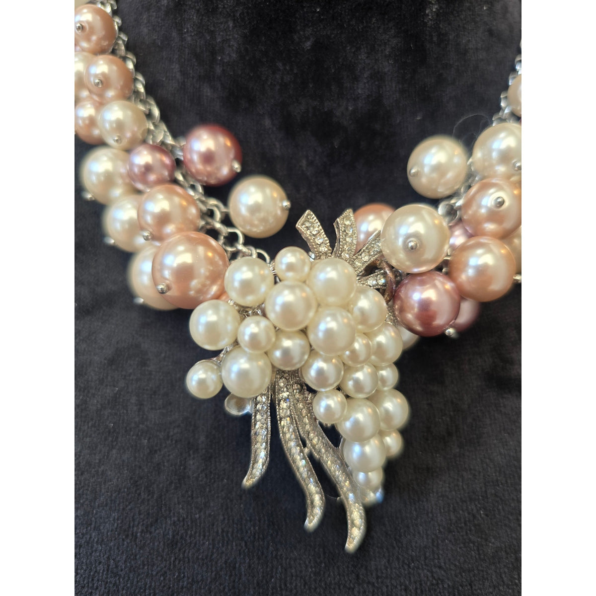 Peach Pink Champagne Faux Pearl Beaded Cluster Gold Tone Bib Necklace