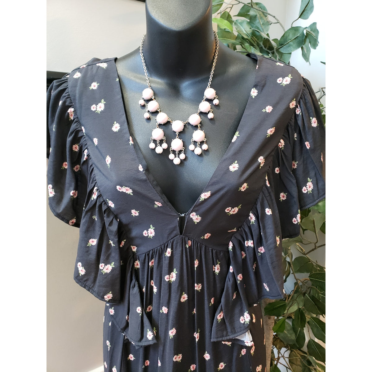 Forever 21 Long Maxi Dress Women's S Black Floral Butterfly Sleeve Plunge V Neck