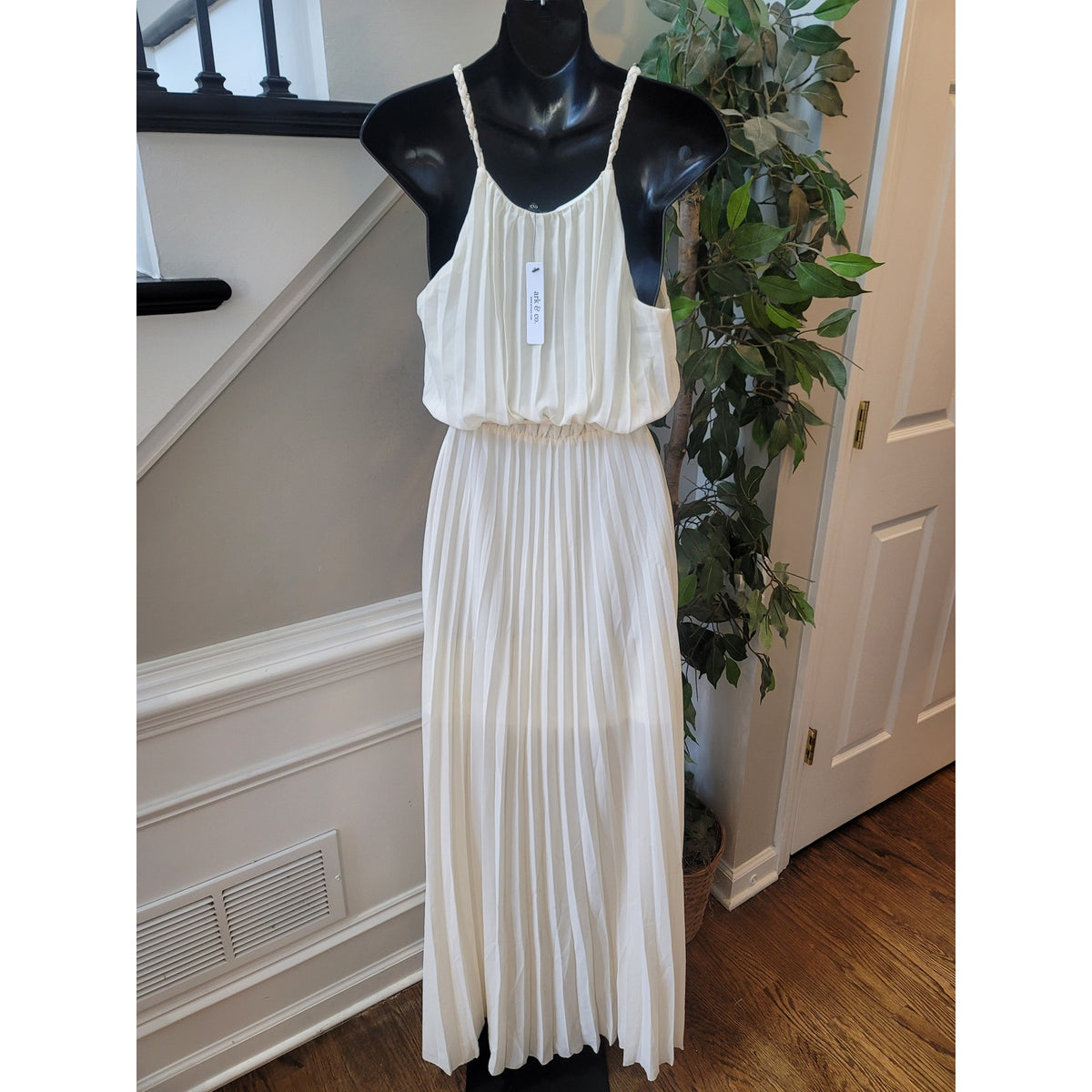 Ark & Co. Pleated Maxi Dress Women's S White 100% Polyester Braided Tie Waist