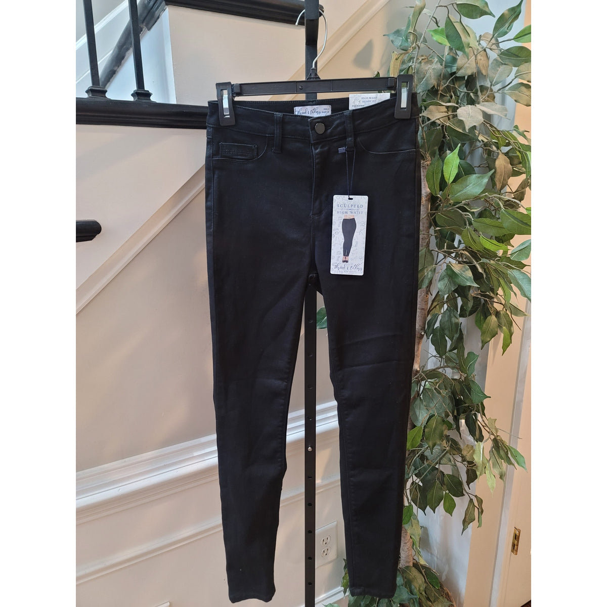 Thread & Others Sculpted High Waist Skinny Fit Jeans Women's Size 3/26 Black