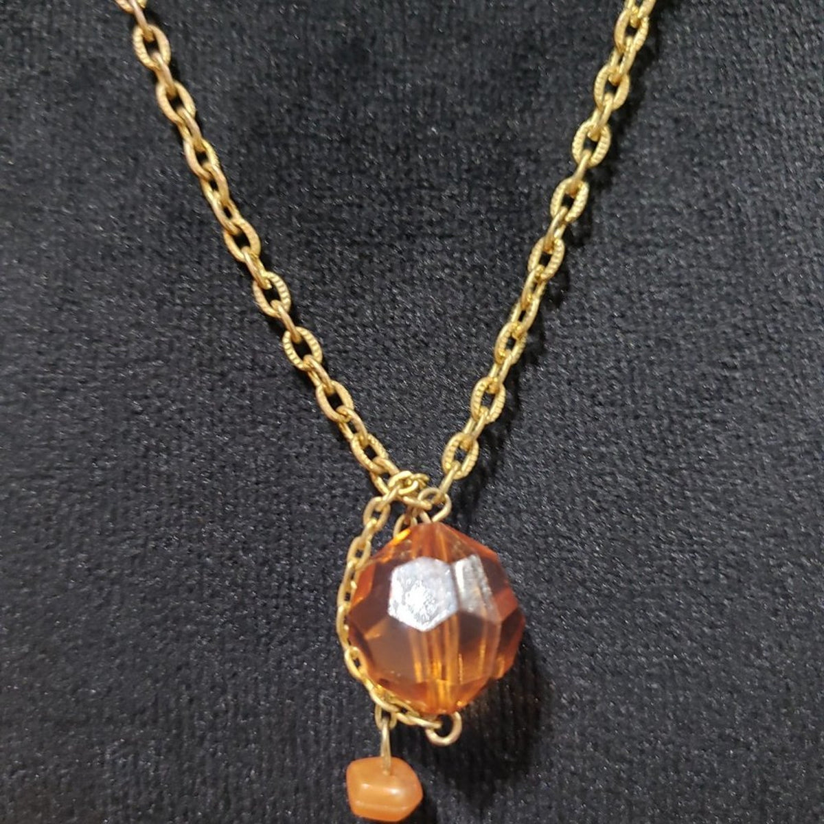 Women Fashion Triple Layer Beaded Charm Pendant Necklace with Lobster Clasp