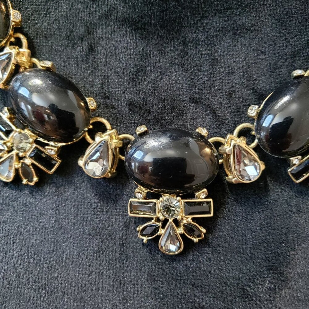 Womens Fashion Black Rhinestone Statement Necklace Jewelry with Lobster Clasp