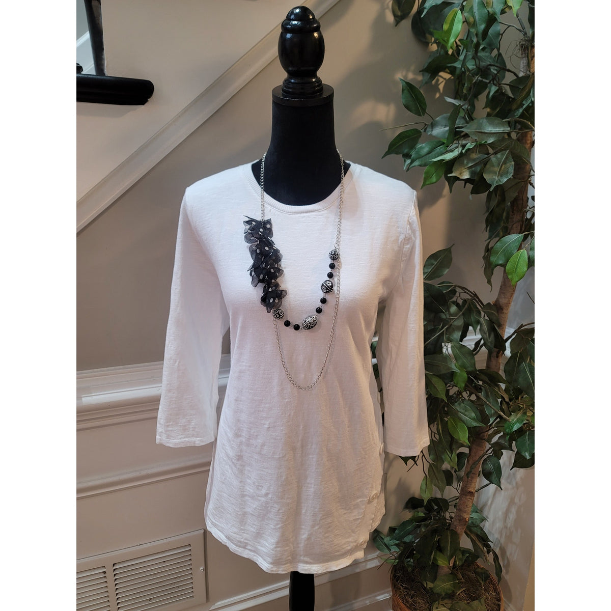 Chico's Ultimate Blouse Women's L White Cotton Crew Neck 3/4 Sleeve Pullover Tee