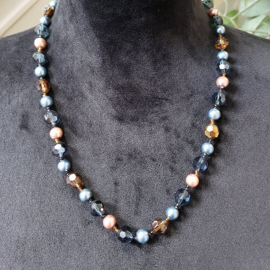 Womens Multicolor Crystel and Pearl Beaded Necklace Jewelry with Lobster Clasp