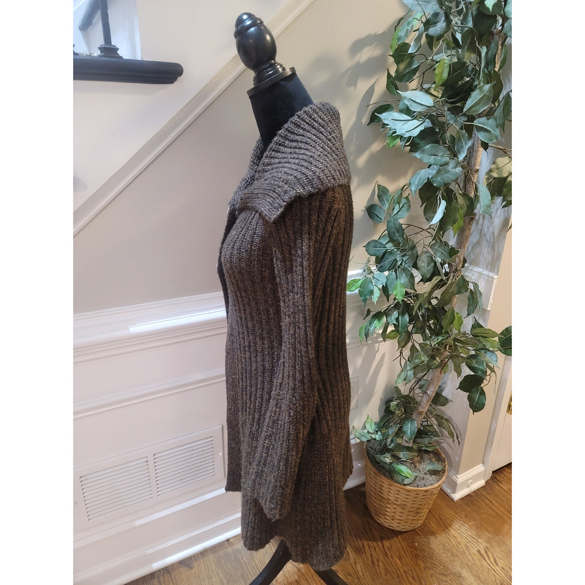 No Boundaries Long Cardigan Jacket Women's Large Brown Button Front Long Sleeve