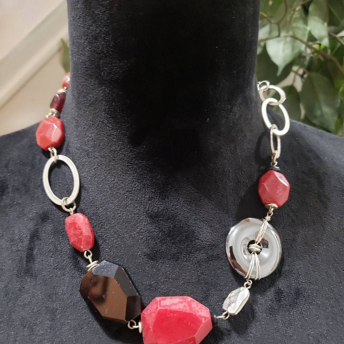 Chicos Women's Black and Red Chunky Beaded Fashion Jewelry Necklace