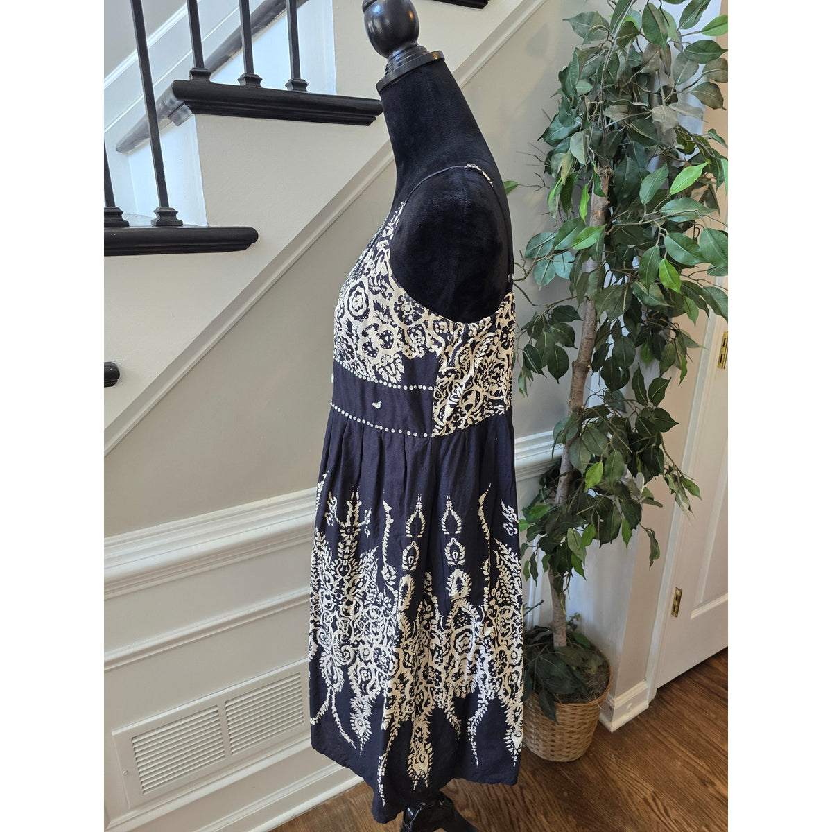 Cassee Mini Dress Women's SZ XL Black Damask Rhinestone Pleated Spaghetti Strap