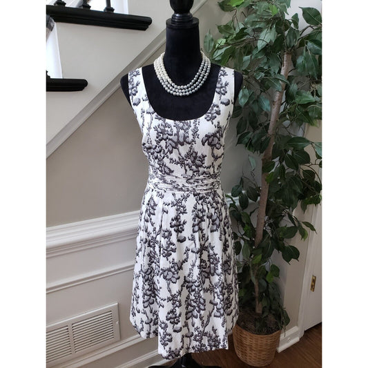 Loft Women's White Floral Polyester Round Neck Sleeveless Knee Length Dress 10