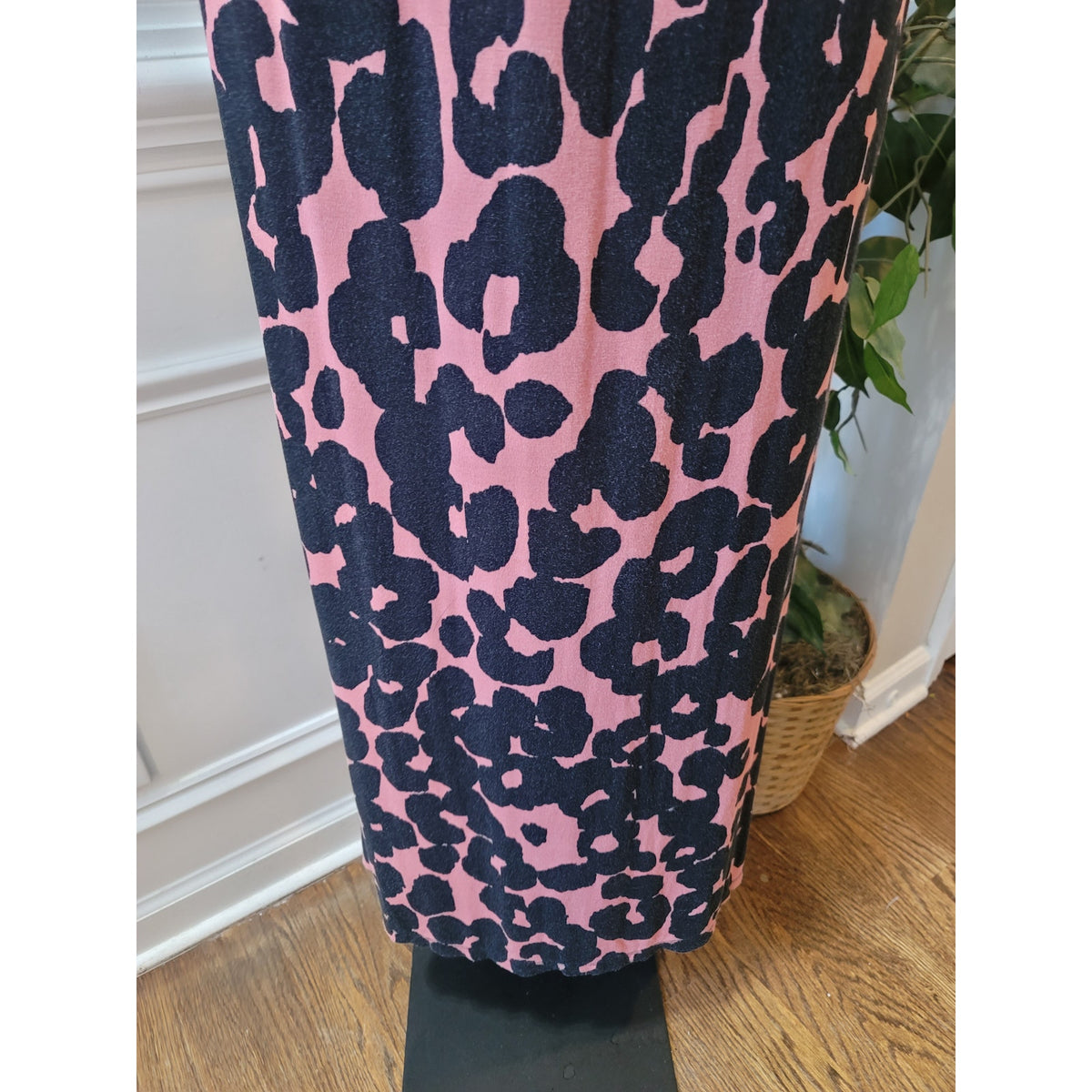Loft Maxi Dress Women's Size Small Black Pink Scoop Neck Sleeveless Stretchy
