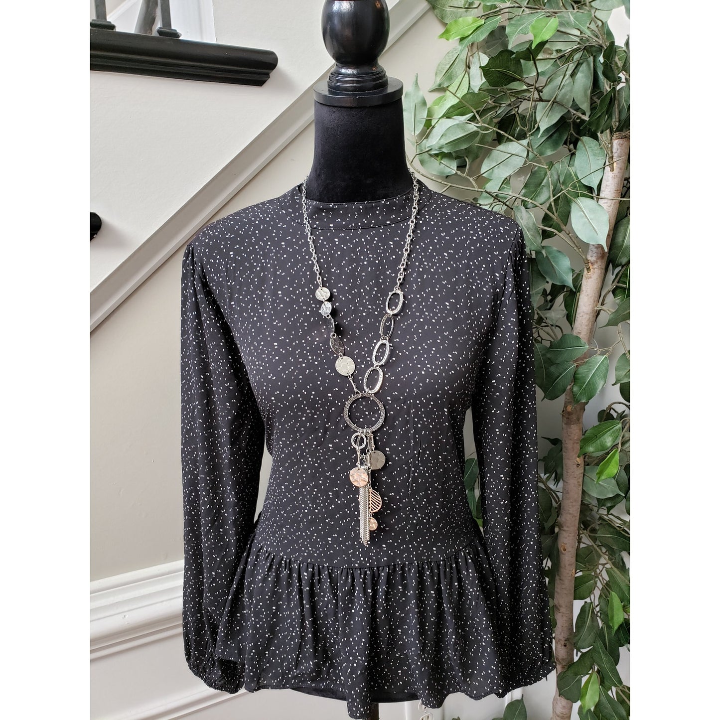 LOFT Blouse Top Womens PM Black Polka Dot Balloon Sleeve Ruffle Hem Pullover