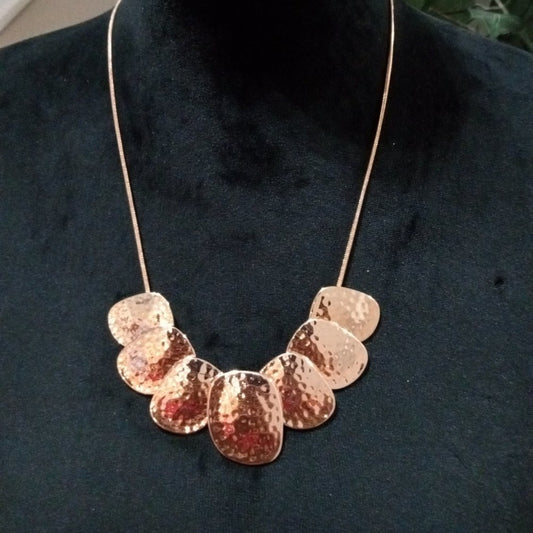 Womens Fashion Gold Tone Hammered Statement Necklace with Lobster Clasp