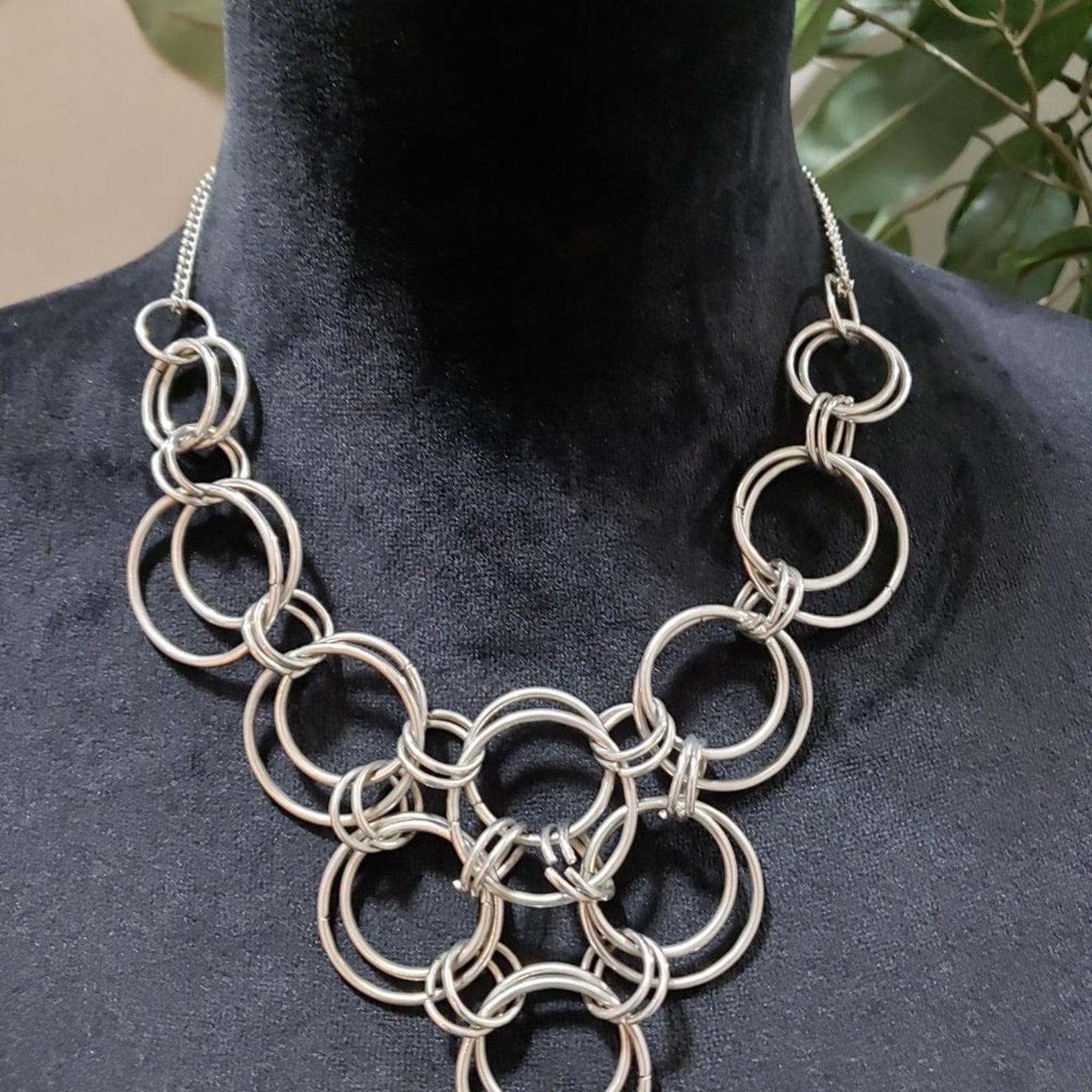 Women Fashion Silver Multi Circle Link Collar Necklace w/ Lobster Clasp